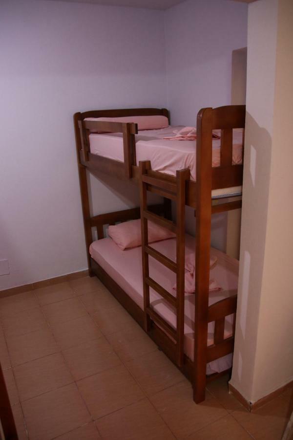Eden Hostel Tirana Zewnętrze zdjęcie