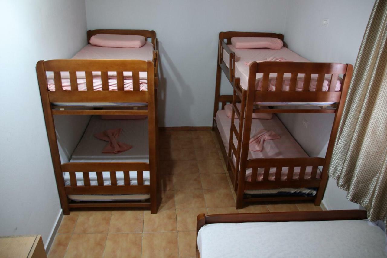 Eden Hostel Tirana Zewnętrze zdjęcie